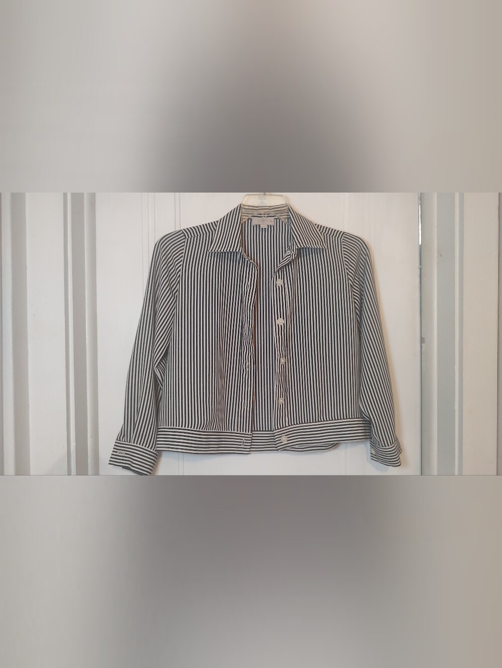 Loft Outlet Petite Women's Size XXSP Button Up Striped Blouse